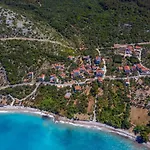 And Yasmin Gostinjska kuća