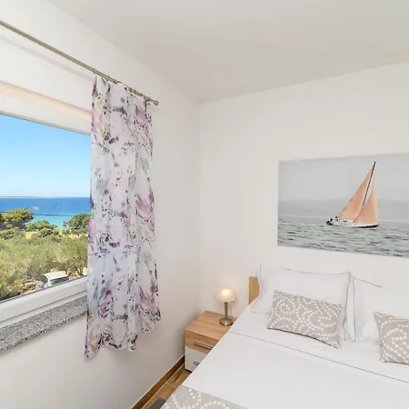 And Yasmin Guest house